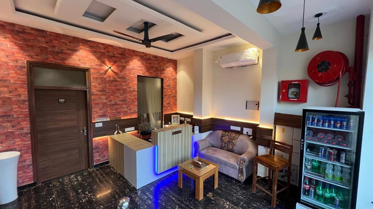 The Hotel Soho Zirakpur Extérieur photo
